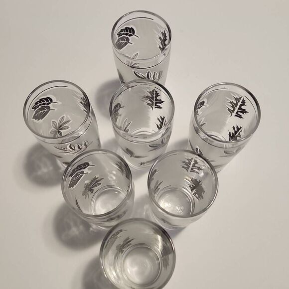 Libbey Vintage Frosted Tulip Silverleaf Set Of 7 4oz Juice Glasses - Picture 3 of 9